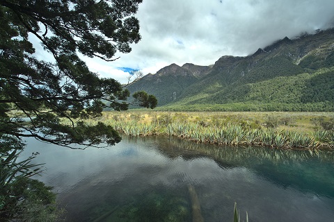 mirror-lakes